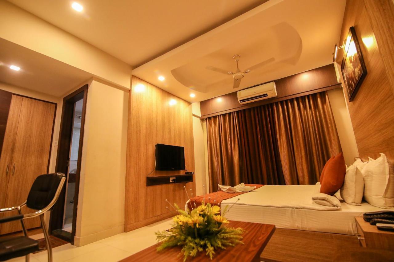 The Mahal Inn Jamshedpur Extérieur photo
